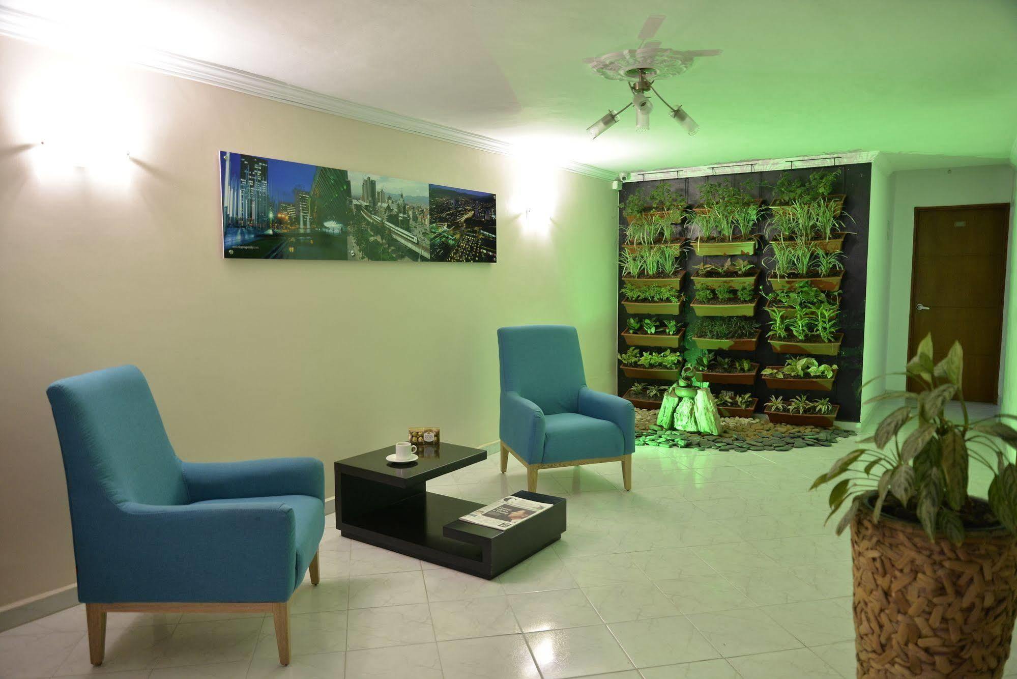 Casa Portico Hotel Medellín Buitenkant foto