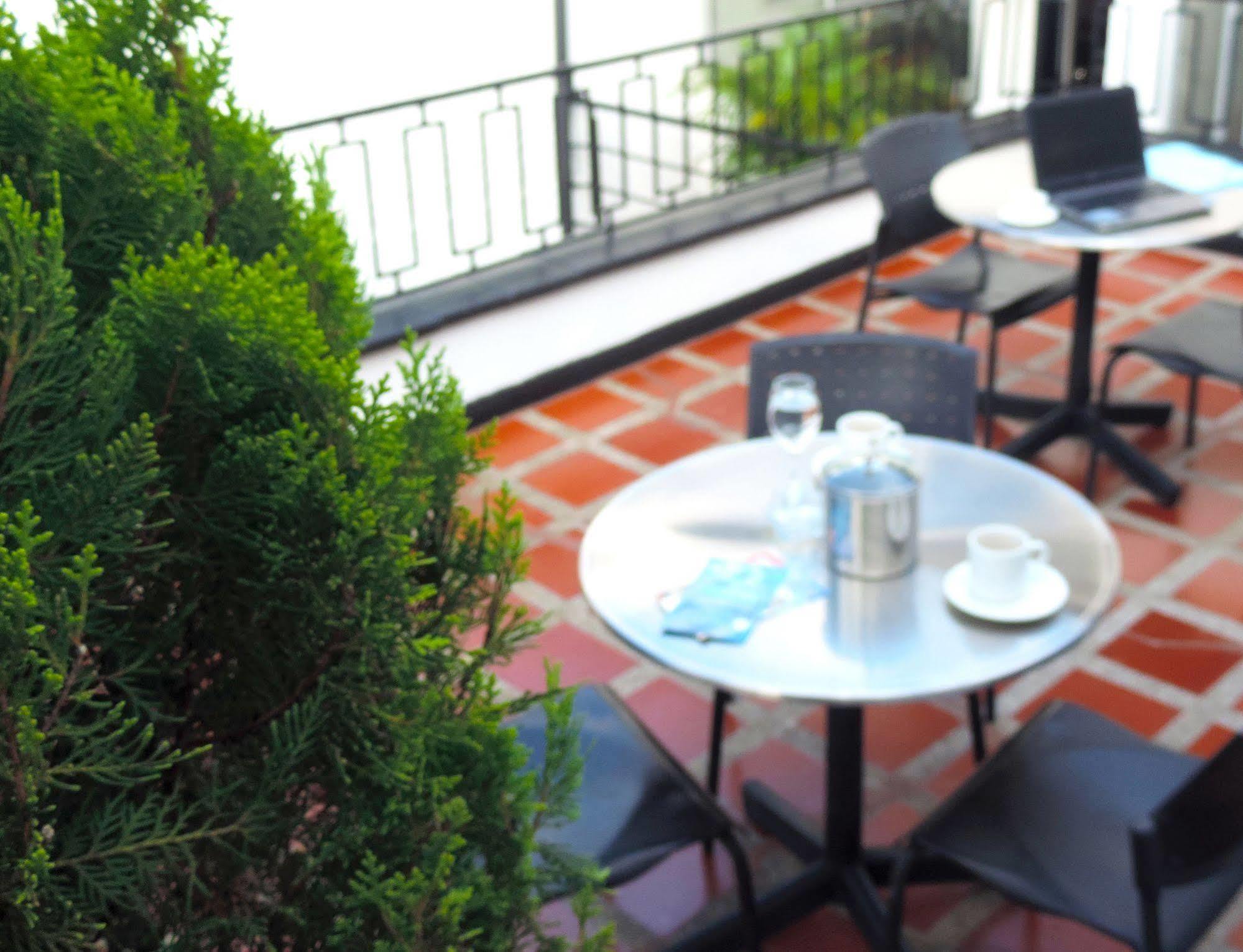 Casa Portico Hotel Medellín Buitenkant foto
